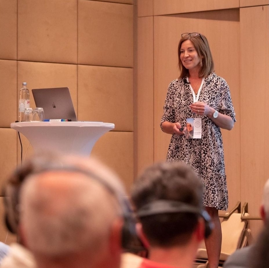 flaska intervista con catherine edwards